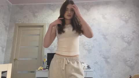 Vanessa online show from March 25, 2026, 10:32 am