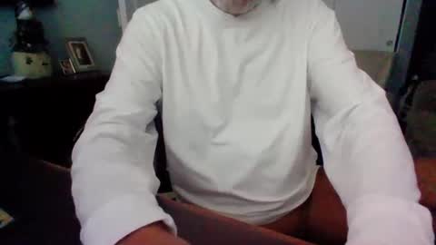 tanoaz54 online show from November 18, 2025, 6:23 pm