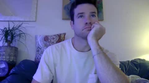 Snapshot of tantrichealing chatting on December 25, 2024, 1:30 pm Dr. Love online show from December 25, 2024, 1:30 pm