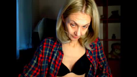 tanya online show from December 3, 2025, 12:03 pm