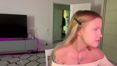 Alisa online show from February 21, 2026, 11:44 am