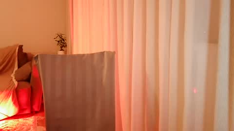 Tanya Chudo online show from February 15, 2025, 9:37 pm