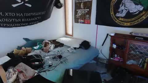 tap_forty online show from April 16, 2026, 1:50 am