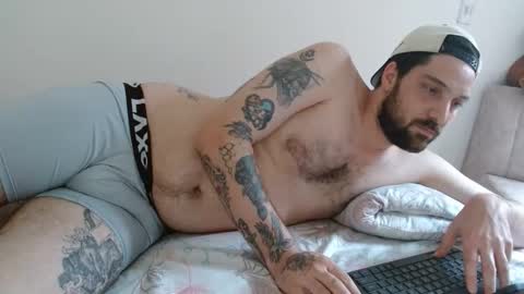 Snapshot of tap_hand2 chatting on April 11, 2026, 9:30 pm jimmy online show from April 11, 2026, 9:30 pm