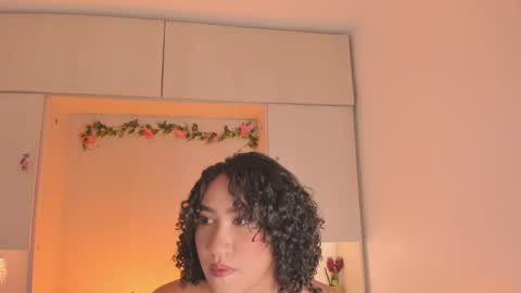  T A R A  online show from October 17, 2025, 4:15 am