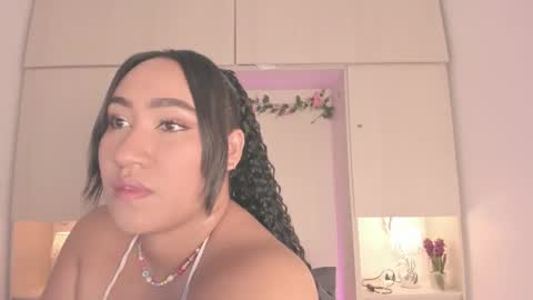  T A R A  online show from December 21, 2025, 4:30 am