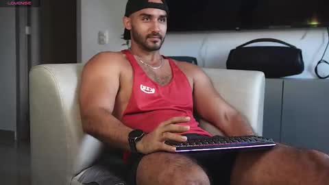 Tarek online show from November 11, 2025, 9:15 pm