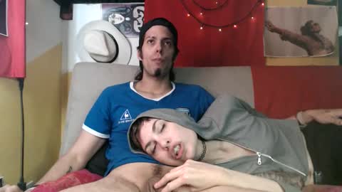 Snapshot of tarian_xxx chatting on April 25, 2026, 7:33 am T J online show from April 25, 2026, 7:33 am