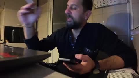 tarkan198 online show from January 12, 2025, 8:25 pm