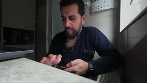 tarkan198 online show from February 3, 2025, 10:36 am