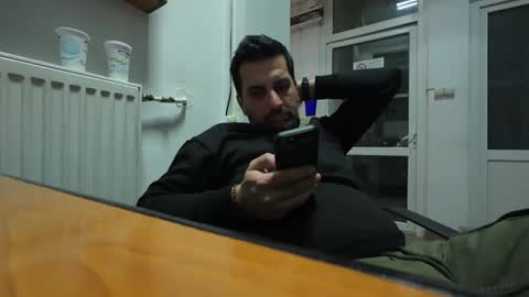 tarkan198 online show from February 12, 2025, 7:02 pm