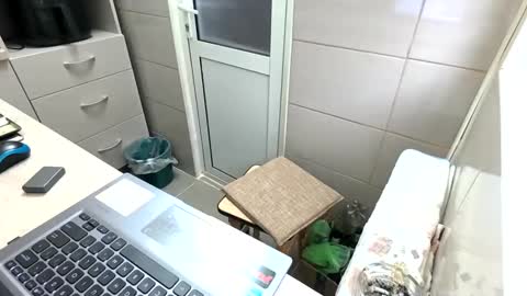 tarkan198 online show from March 1, 2025, 9:07 am