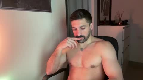 tarquit8 online show from February 9, 2026, 9:41 pm