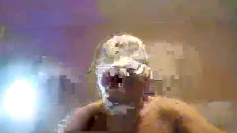 Snapshot of tarzeny77 chatting on October 18, 2025, 12:13 am tarzeny77 online show from October 18, 2025, 12:13 am