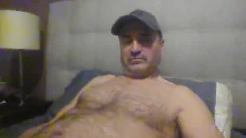 Snapshot of tarzeny77 chatting on April 8, 2026, 3:50 am tarzeny77 online show from April 8, 2026, 3:50 am