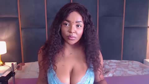 Tasha online show from November 3, 2025, 3:02 pm