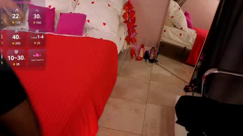 Tasha online show from October 25, 2025, 9:20 pm