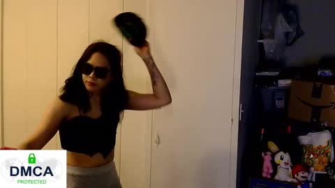 TashaKai online show from January 16, 2025, 3:46 pm