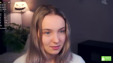 Snapshot of tashinapetitto chatting on November 11, 2025, 7:41 am Your Ressie online show from November 11, 2025, 7:41 am