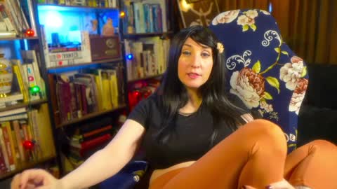 Snapshot of task_manager chatting on October 6, 2025, 2:58 pm Vivian Clark online show from October 6, 2025, 2:58 pm