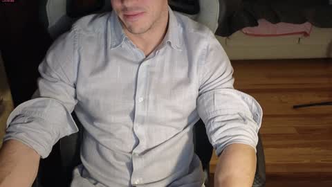 Carlenjoyswithoil online show from January 3, 2025, 4:16 pm