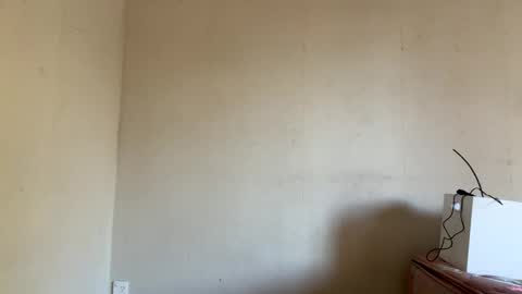 tasmanwawatai27 online show from June 10, 2026, 10:52 pm