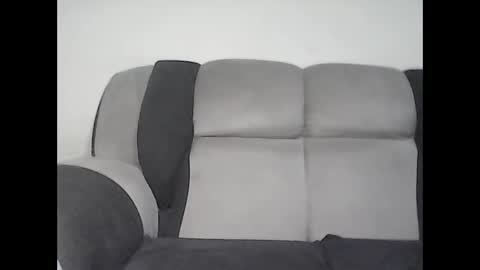 Snapshot of tastecream chatting on October 5, 2025, 4:27 pm tastecream online show from October 5, 2025, 4:27 pm