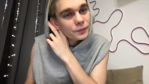 Snapshot of tasteithorny chatting on February 20, 2025, 5:40 pm tasteithorny online show from February 20, 2025, 5:40 pm