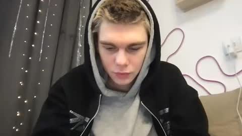 Snapshot of tasteithorny chatting on February 24, 2025, 9:32 am tasteithorny online show from February 24, 2025, 9:32 am