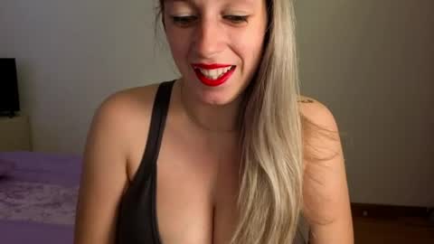 tateisblonde online show from July 3, 2026, 1:17 pm