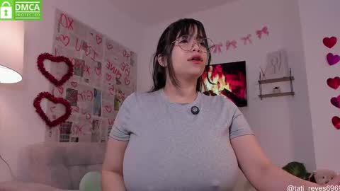 Snapshot of tati_reyes chatting on February 20, 2026, 1:11 pm Tatiana --- Schedule Monday to Sundays 800 to 200 UTC-5 online show from February 20, 2026, 1:11 pm