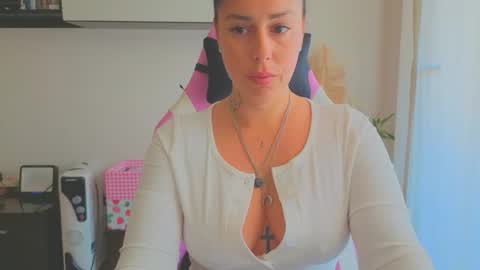 Snapshot of tatiana2224 chatting on February 5, 2026, 8:41 am tatiana2224 online show from February 5, 2026, 8:41 am