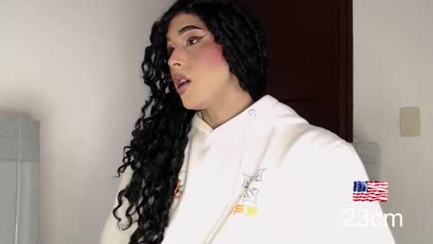 tatiana_hunter online show from May 16, 2026, 9:13 pm