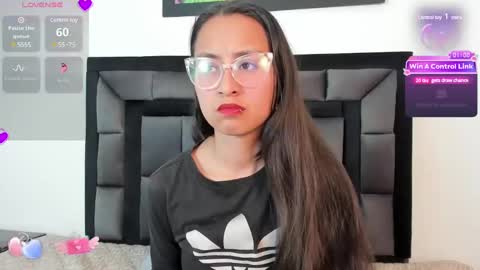 Tati online show from December 17, 2024, 6:42 pm