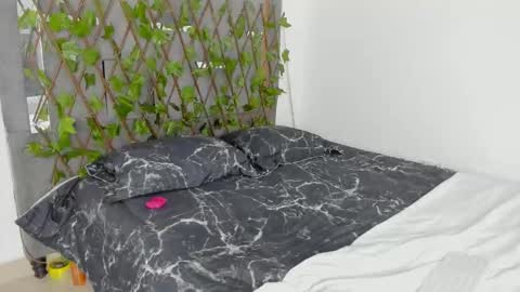 Snapshot of tatianasquirthot chatting on February 19, 2026, 7:21 pm tatianasquirthot online show from February 19, 2026, 7:21 pm