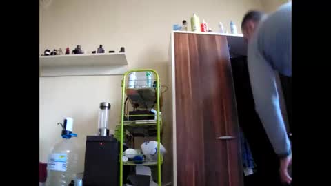 Beliqnegar online show from December 15, 2025, 11:14 am