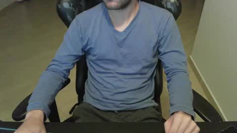 Snapshot of tatmers chatting on December 4, 2024, 10:41 pm Lucas online show from December 4, 2024, 10:41 pm