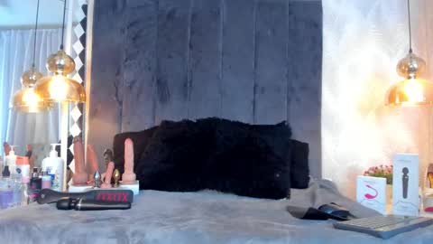 Tatto Fox online show from November 2, 2025, 11:56 am