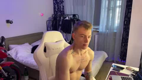 Alex but u can call me Theo online show from March 15, 2026, 11:05 am