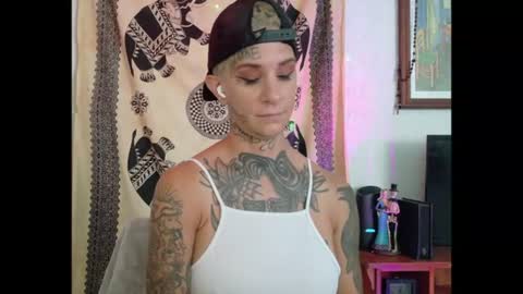 Snapshot of tattooed_natalia chatting on July 28, 2026, 4:39 pm Natalia 3 online show from July 28, 2026, 4:39 pm