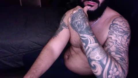 tattooedandbearded22 online show from October 26, 2025, 5:02 am