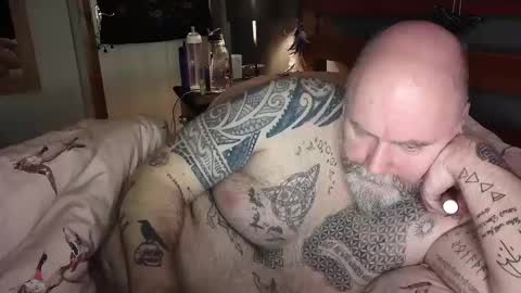 Snapshot of tattooeddilf01 chatting on December 28, 2024, 2:01 am Tattooeddilf 01 online show from December 28, 2024, 2:01 am