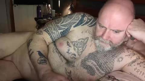 Snapshot of tattooeddilf01 chatting on December 29, 2024, 1:56 am Tattooeddilf 01 online show from December 29, 2024, 1:56 am