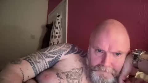 Snapshot of tattooeddilf01 chatting on January 15, 2025, 3:11 am Tattooeddilf 01 online show from January 15, 2025, 3:11 am