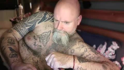 Tattooeddilf 01 online show from October 13, 2025, 10:43 pm
