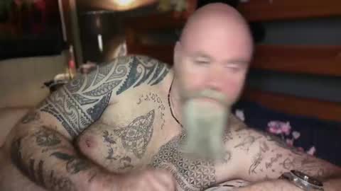 Tattooeddilf 01 online show from February 6, 2026, 10:02 pm