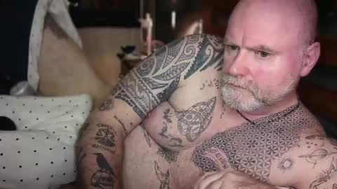 Tattooeddilf 01 online show from March 31, 2026, 10:32 pm