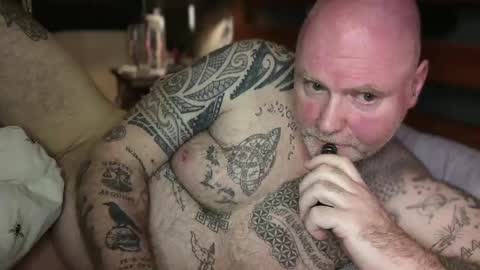 Tattooeddilf 01 online show from April 13, 2026, 9:42 pm