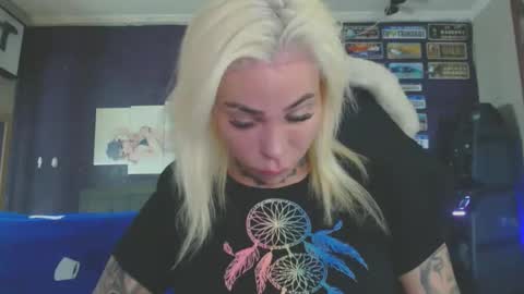 Snapshot of tatuada_safada chatting on March 17, 2026, 3:55 am tatuada_safada online show from March 17, 2026, 3:55 am