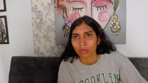 Taty Miller online show from November 17, 2025, 7:52 pm